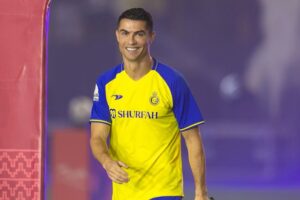 What is the expected debut date of Cristiano Ronaldo with Al Nassr?